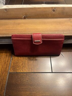 Relic Red Leather Wallet Clutch